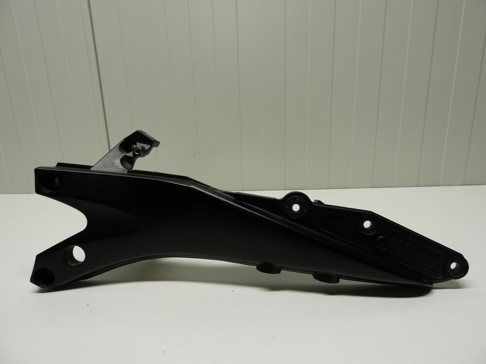 GSXR600 2006 - 2007 Suzuki Subframe D1-44214, Motos, Pièces | Suzuki