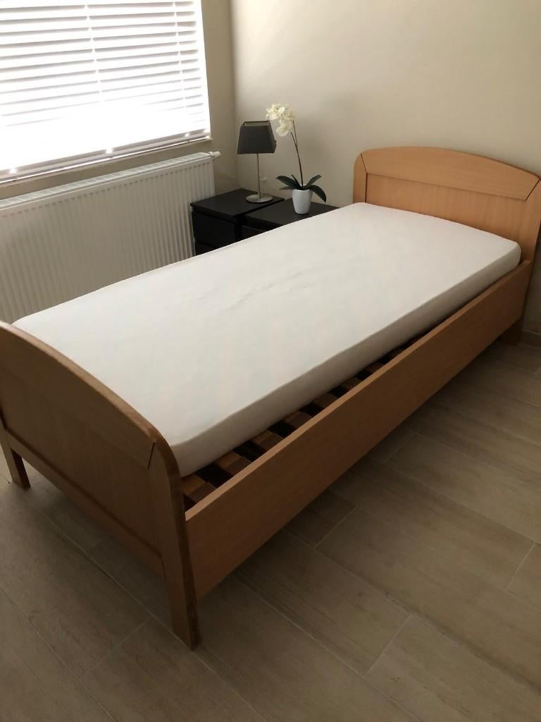 eenpersoons bedden 90 x200, Ophalen, Eenpersoons