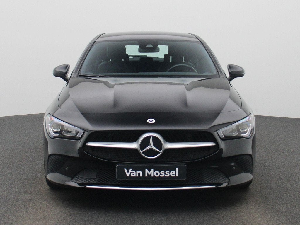 Mercedes-Benz CLA Shooting Brake CLA 180 Business Line NAVI, Auto's, Mercedes-Benz, CLA, Stof, Gebruikt, Zwart