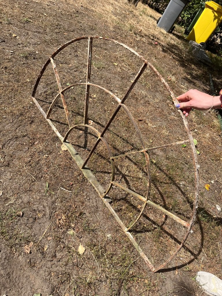Antieke raamkozijn, Doe-het-zelf en Bouw, Glas en Ramen, Ophalen, Gevelraam of Ruit, Gebruikt, Minder dan 80 cm