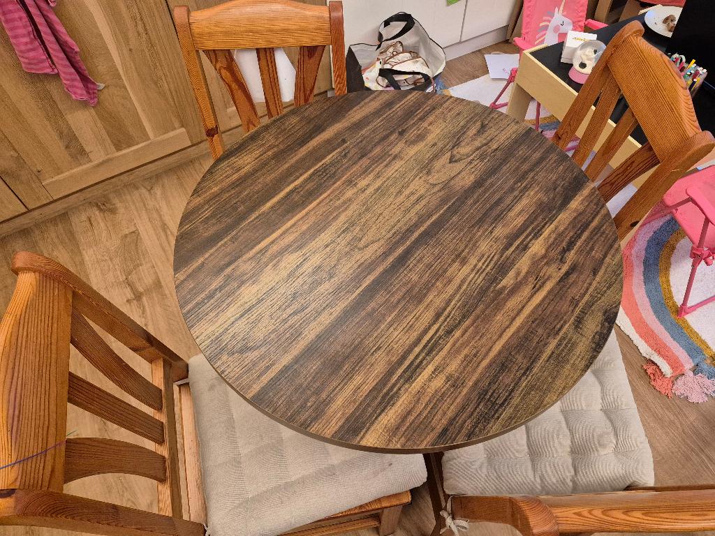 Tafel 80x80 met 4 stoelen, 50 tot 100 cm, Rond, Nieuw, 50 tot 100 cm