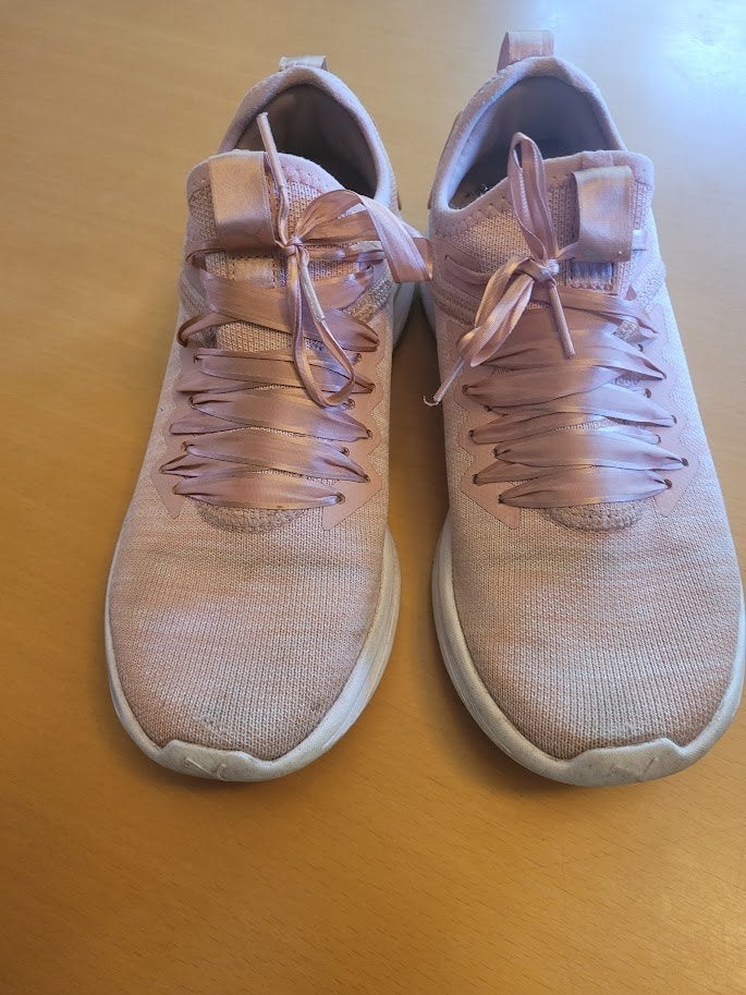 lot van 3 paar sneakers 37, Kleding | Dames, Puma, Ophalen of Verzenden, Zo goed als nieuw, Sneakers