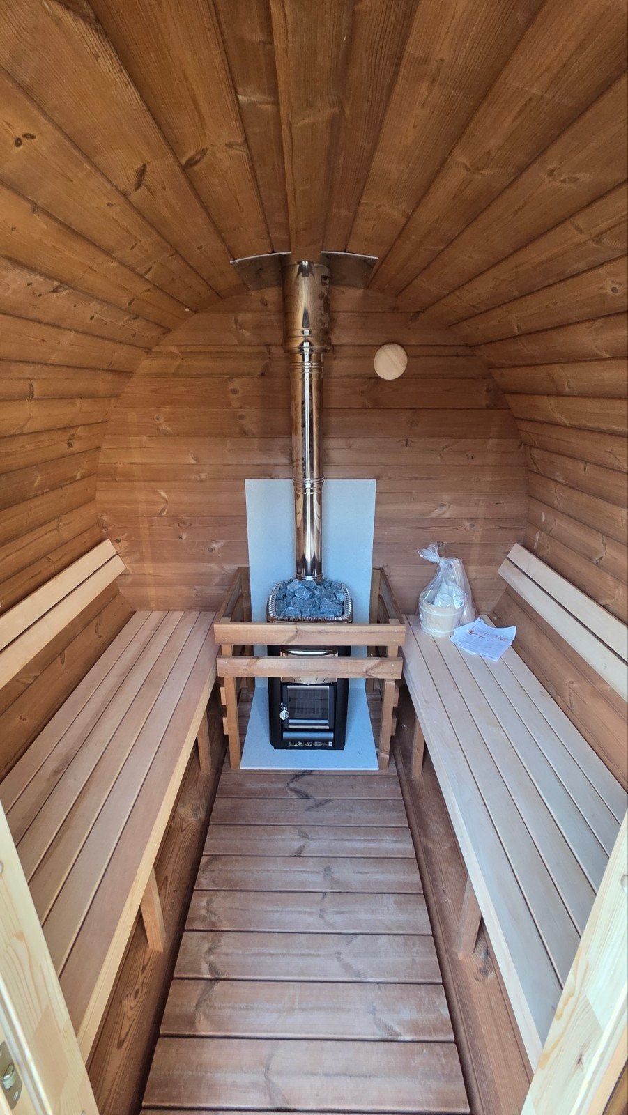 Livraison et installation gratuites d'un sauna en baril de 2, Enlèvement ou Envoi