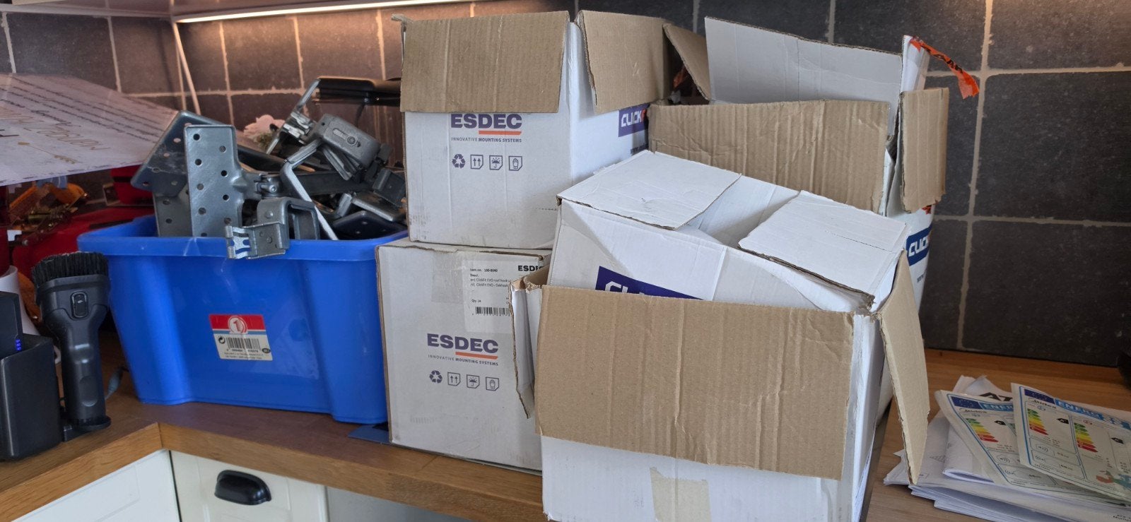 Esdec, Ophalen