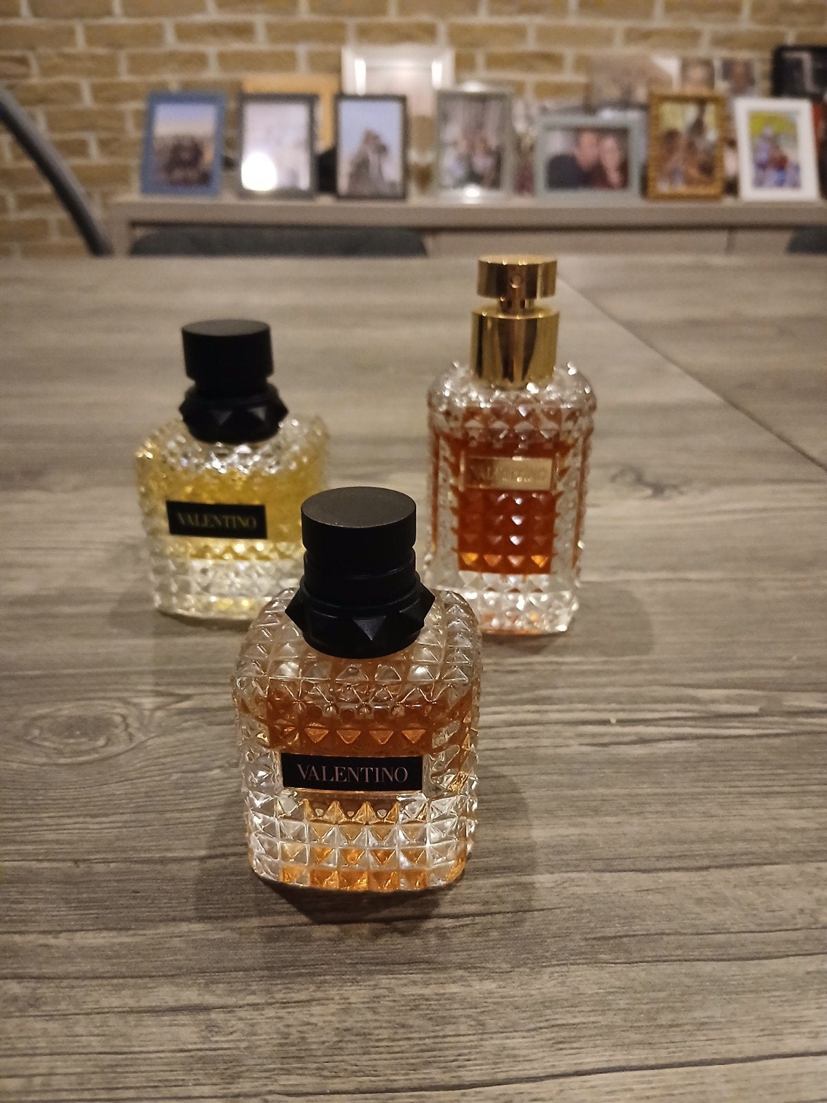 4 parfums Valentino presque complets, Bijoux, Sacs & Beauté, Beauté | Parfums, Enlèvement