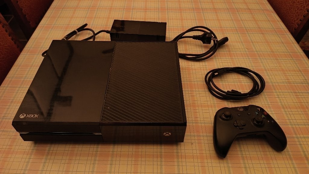 Xbox One-console - 500 GB, Ophalen, Xbox One, Met 1 controller, 500 GB