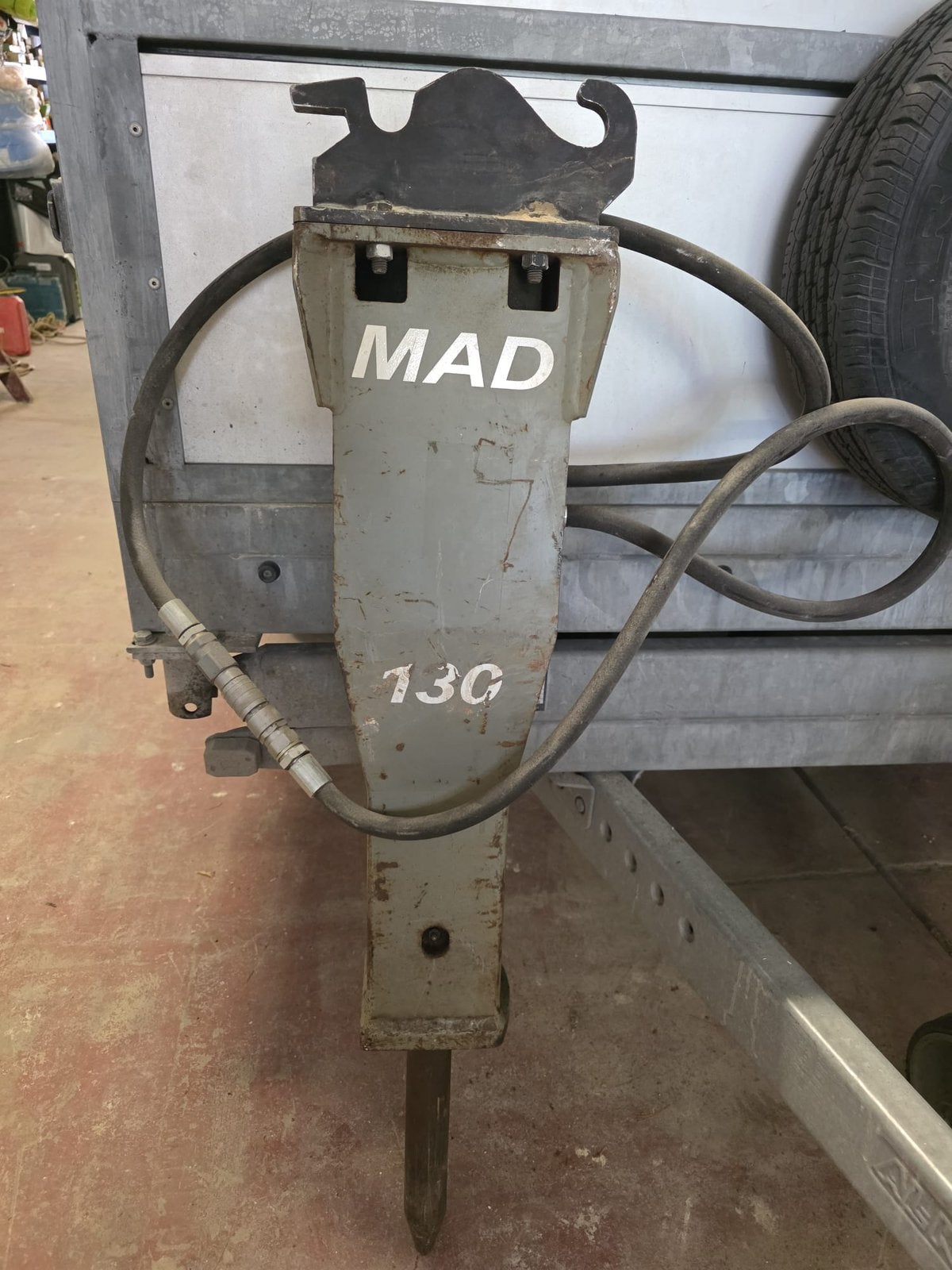 MAD-hamer voor minigraafmachines, Doe-het-zelf en Bouw, Ophalen, Zo goed als nieuw