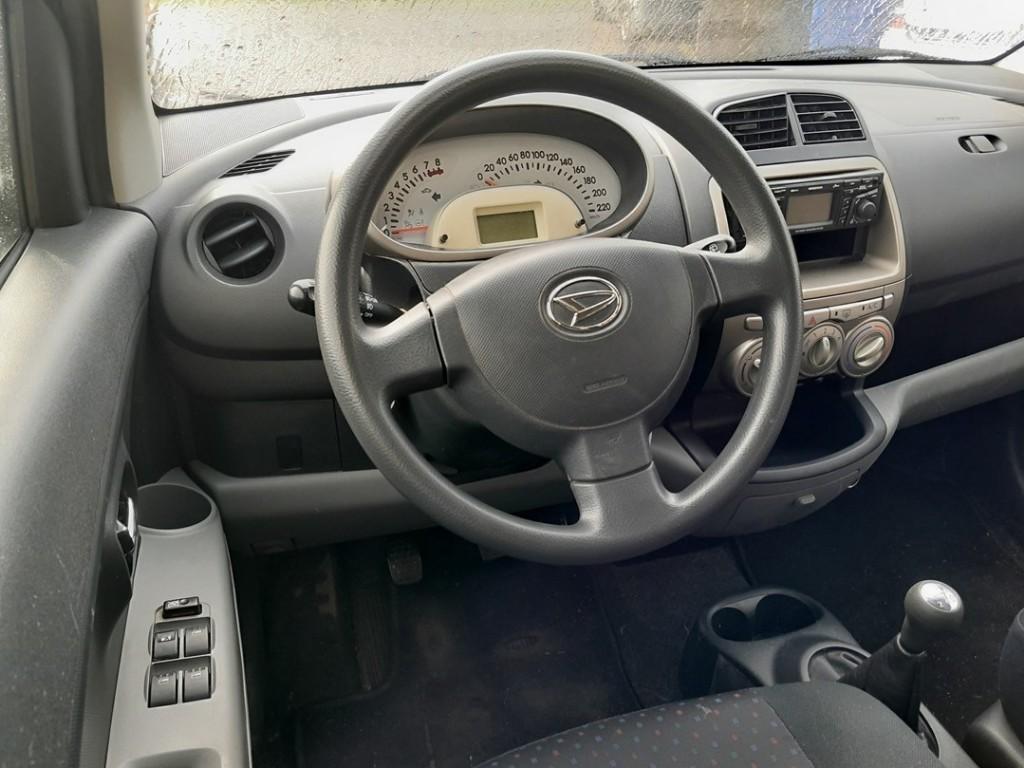 RAAMSCHAKELAAR Daihatsu Sirion 2 (M3) (01-2005/06-2013), Gebruikt, Daihatsu