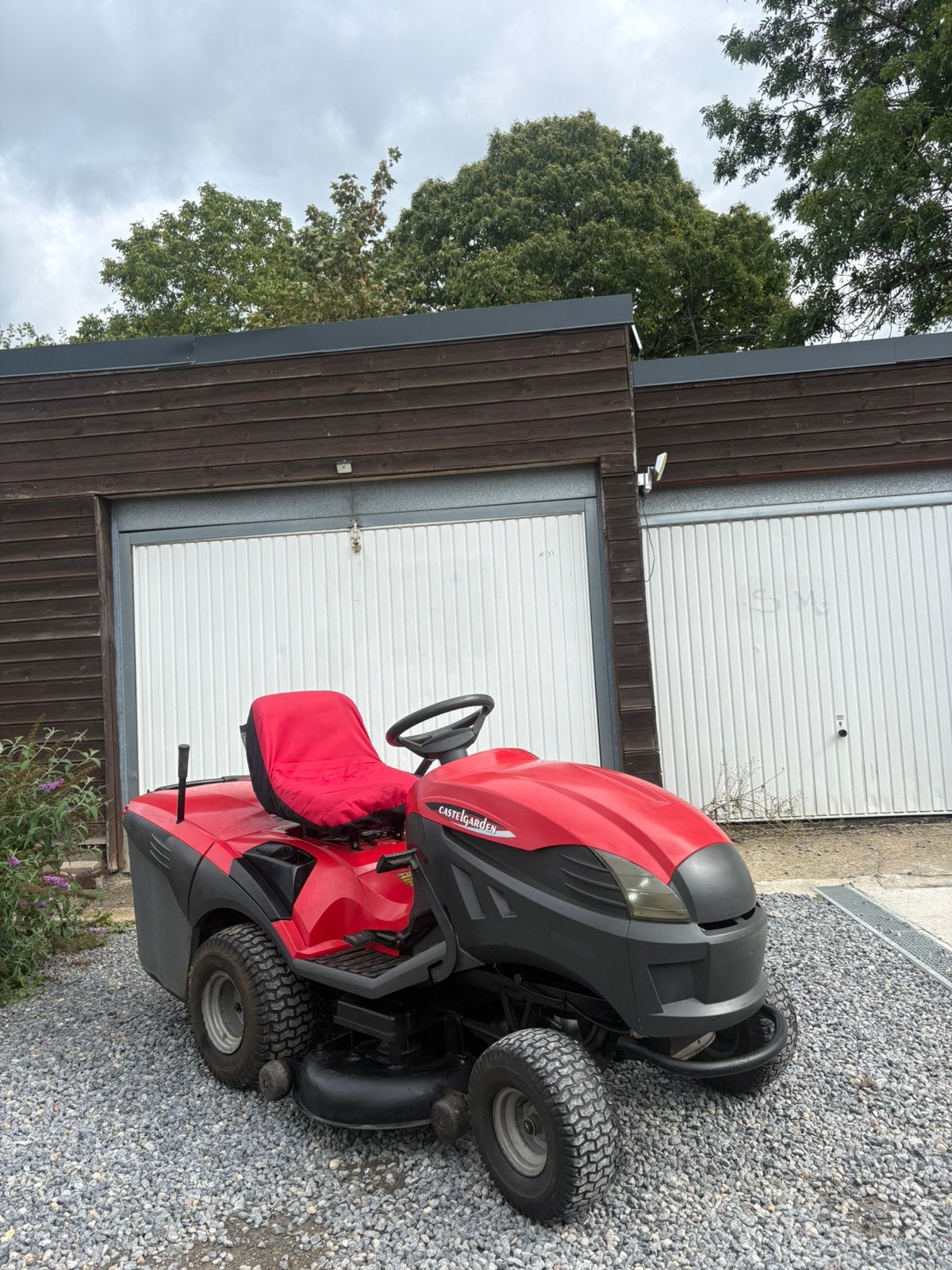 CASTELGARDEN – Tracteur tondeuse – 2007 – 149 h, Tuin en Terras, Ophalen of Verzenden, Zo goed als nieuw, Elektrische starter