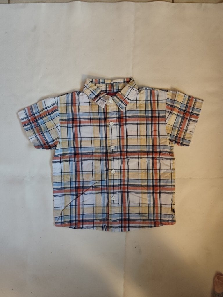 Chemise à carreaux à manches courtes de 104 cm (4 ans), Garçon, Enlèvement ou Envoi, Chemise ou Chemisier, Utilisé