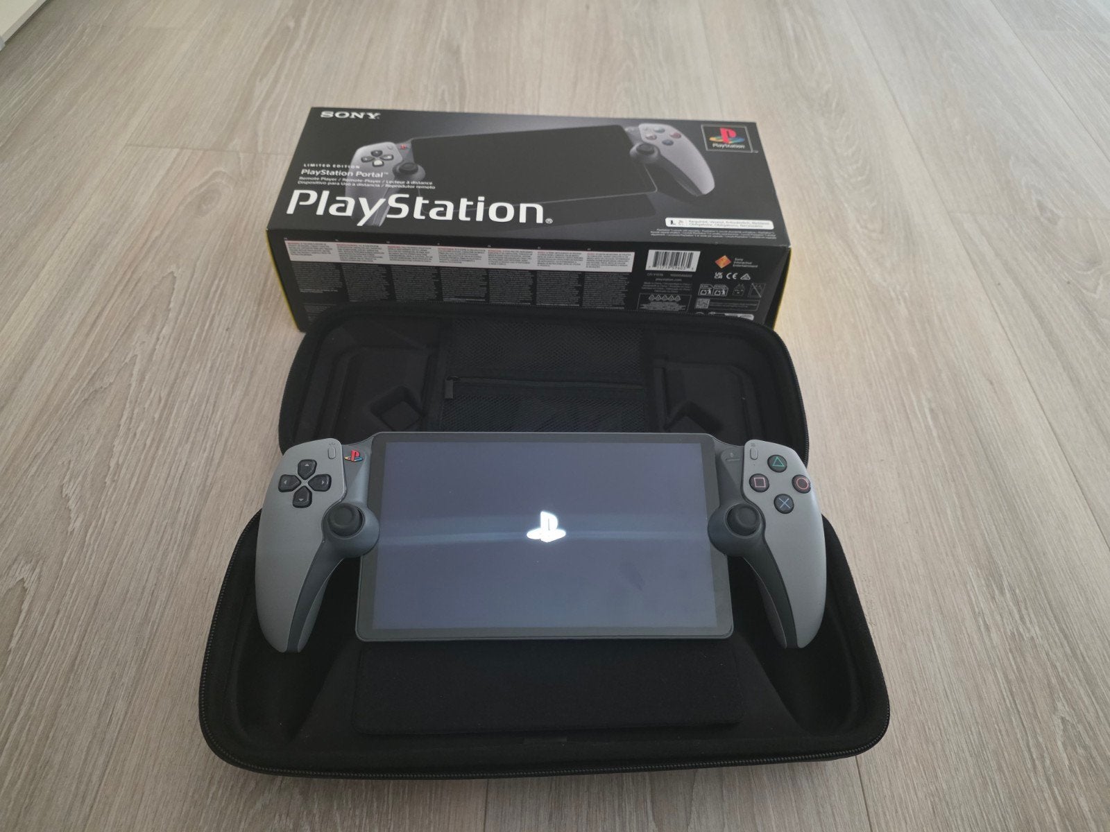 playstation portal limited edition 30th, Ophalen
