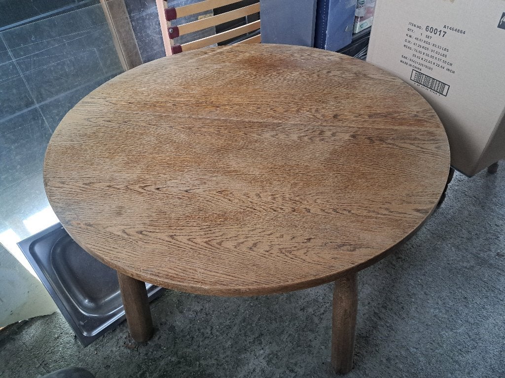 TABLE AVEC 4 CHAISES EN CHÈNE MASSIF 120 EURO, Enlèvement