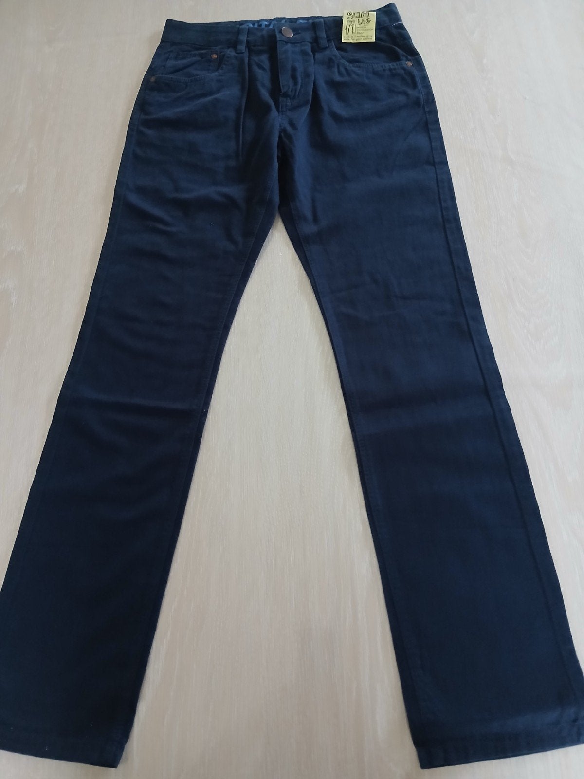 nieuwe broek mt 170 voor 7€, Enfants & Bébés, Vêtements enfant | Taille 170, Enlèvement, Pantalon