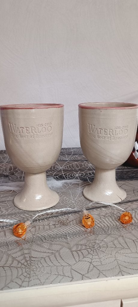 Neufs 2 calices verre à bière spéciale belge grès Waterloo, Collections, Enlèvement ou Envoi, Neuf
