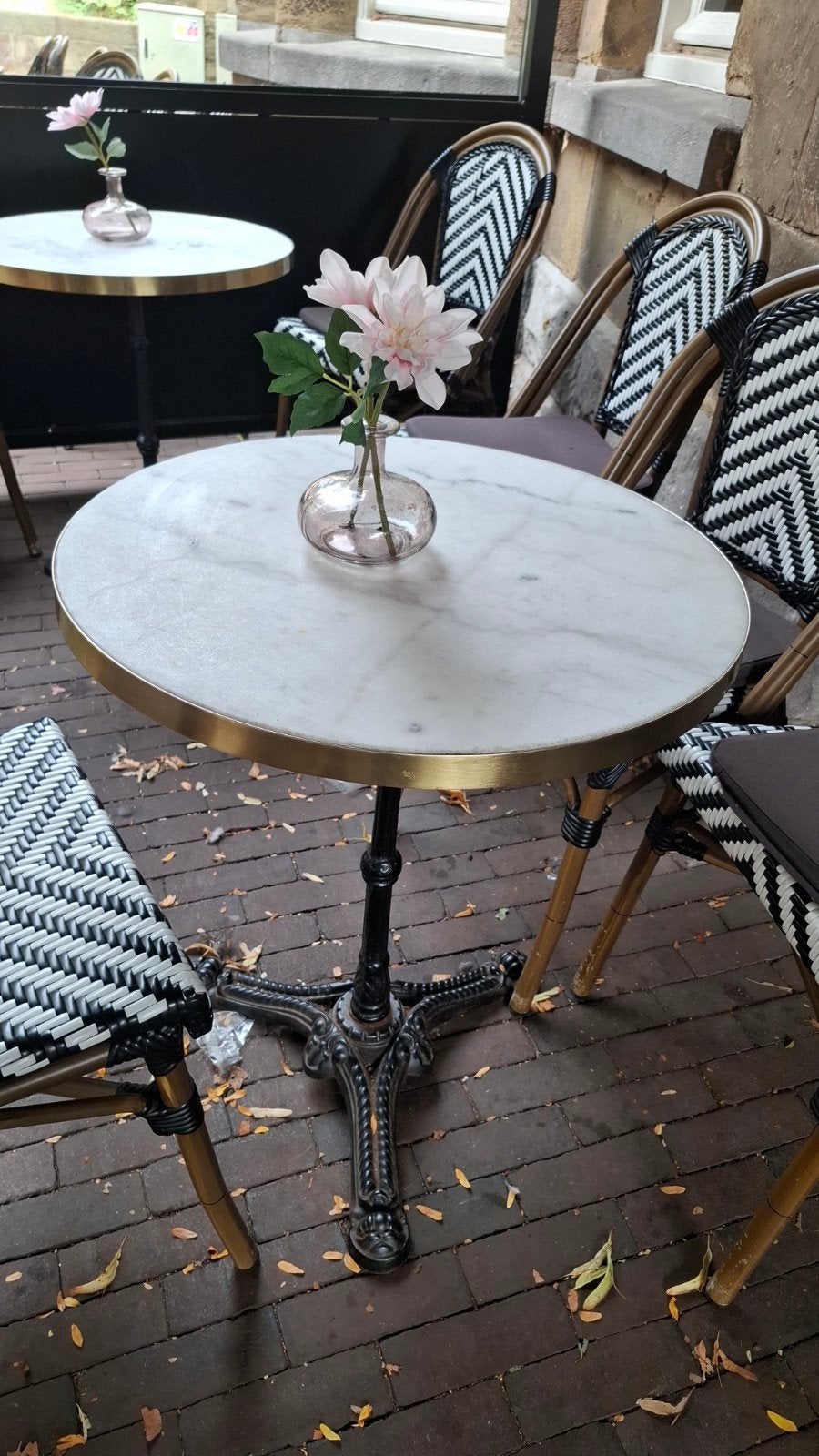 30 horeca terras MARMER messing rand 60 cm + stoelen parijs!, Ophalen of Verzenden, Zo goed als nieuw, Rond, Overige materialen
