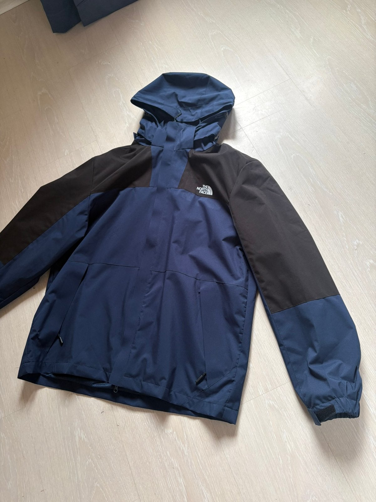 North face windbreaker maat L/XL, Ophalen, Zo goed als nieuw