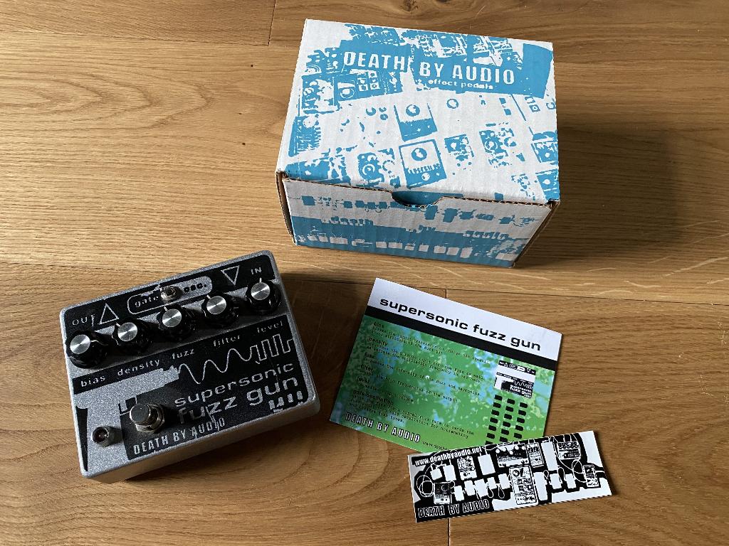 Death by Audio - Supersonic Fuzz Gun (perfect Condition), Enlèvement ou Envoi, Comme neuf, Distortion, Overdrive ou Fuzz