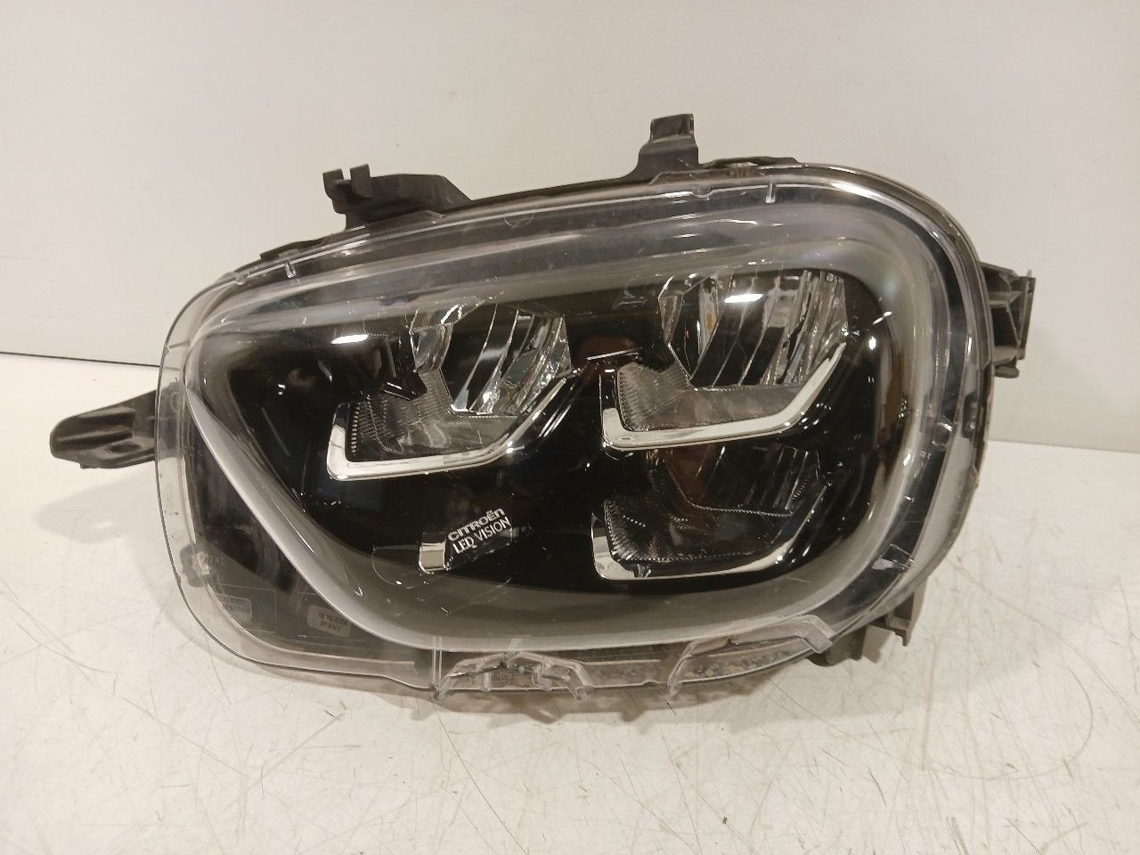 Koplamp links Citroën C3, Onderdelen@venauto.nl, Van der Ven Autorecycling B.V., Gebruikt, Ettenseweg 76, 4706 PB Roosendaal, The Netherlands