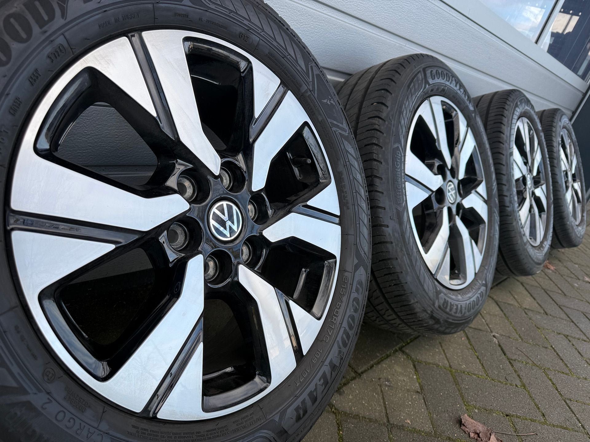 Orig. 17“ Volkswagen T7 E-Transporter Multivan velgen banden, Pneus et Jantes, 215 mm, Pneus été, 17 pouces