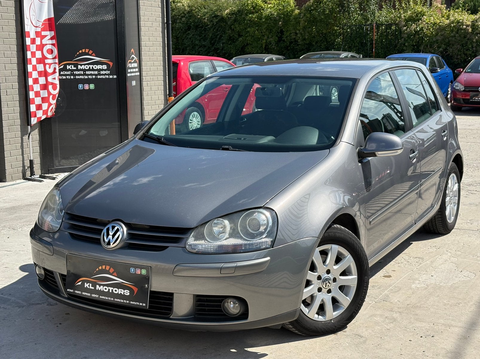 VW GOLF V 1.6i ESSENCE 172 000KM CARPASS 2006 XÉNON CARPLAY, Auto's, Voorwielaandrijving, Stof, Zwart, Bedrijf