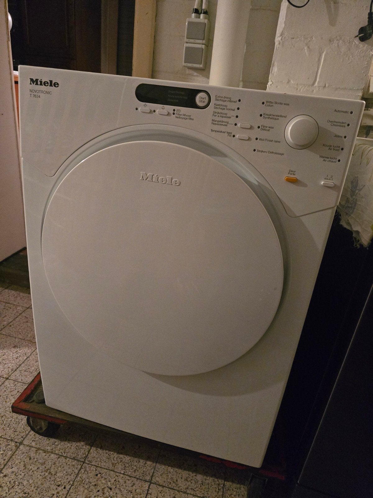Miele Wasdroger (Breedte is 60 Hoogte is 83), Elektronische apparatuur, Droogkasten, Ophalen