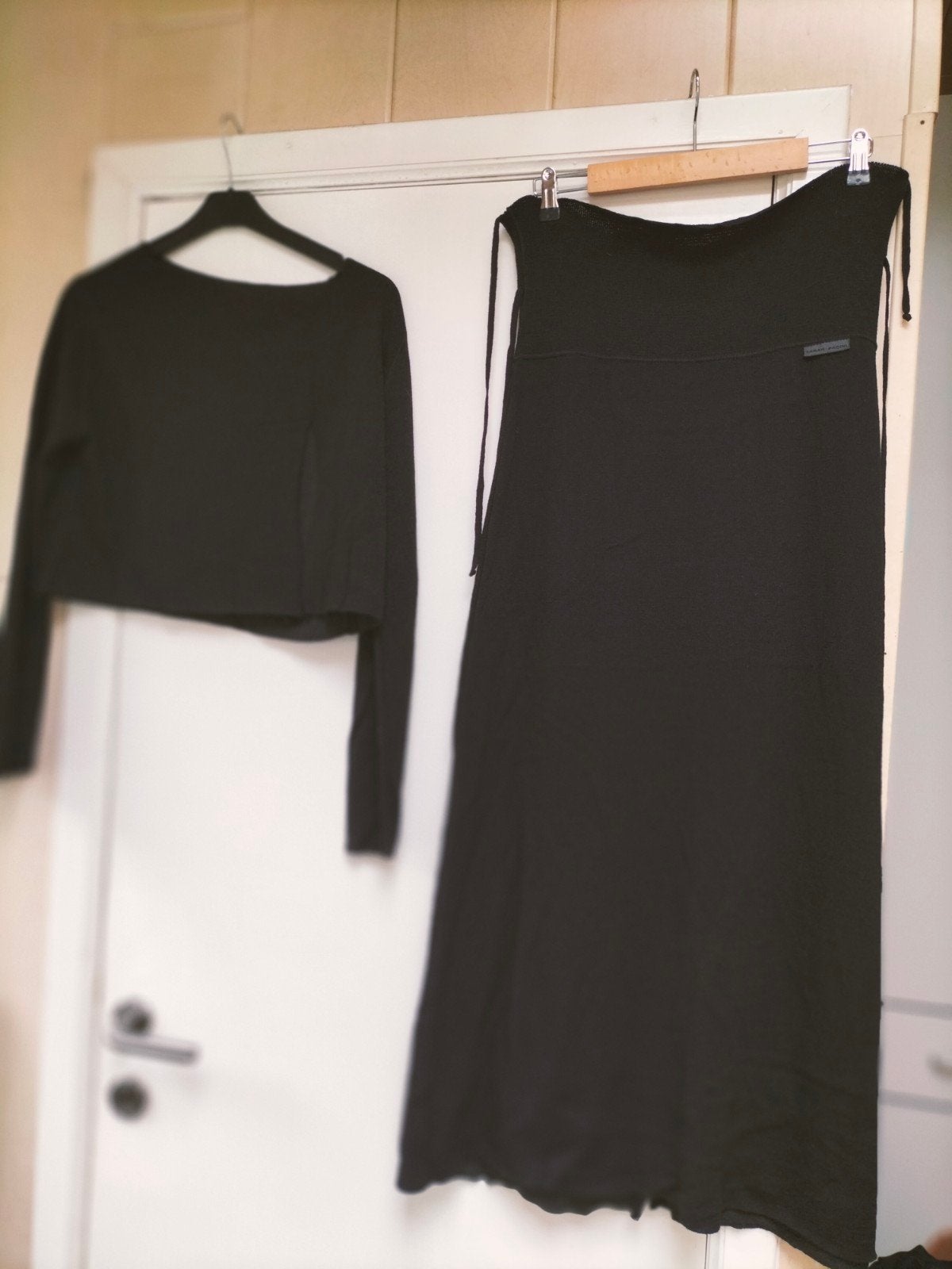 Sarah Pacino, 2-delige zwarte set, trui+lange rok one size, Ophalen of Verzenden