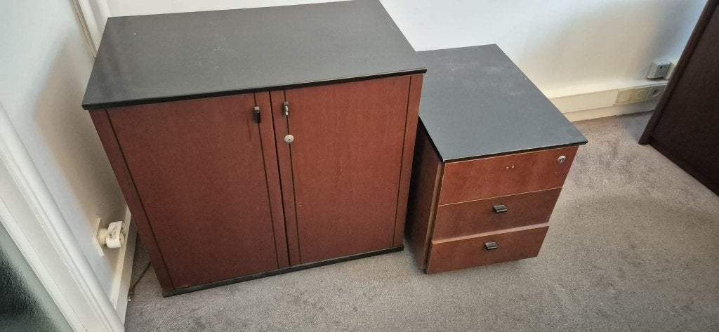 Bureau + armoires à donner, Maison & Meubles, Enlèvement