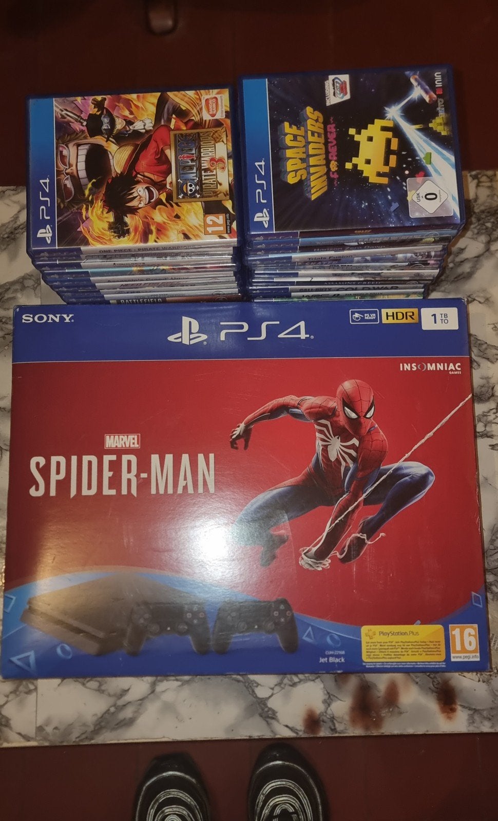 Lot pack ps4 1T, spiderman +32 jeux +guitare héros, Games en Spelcomputers, Spelcomputers | Sony PlayStation 4