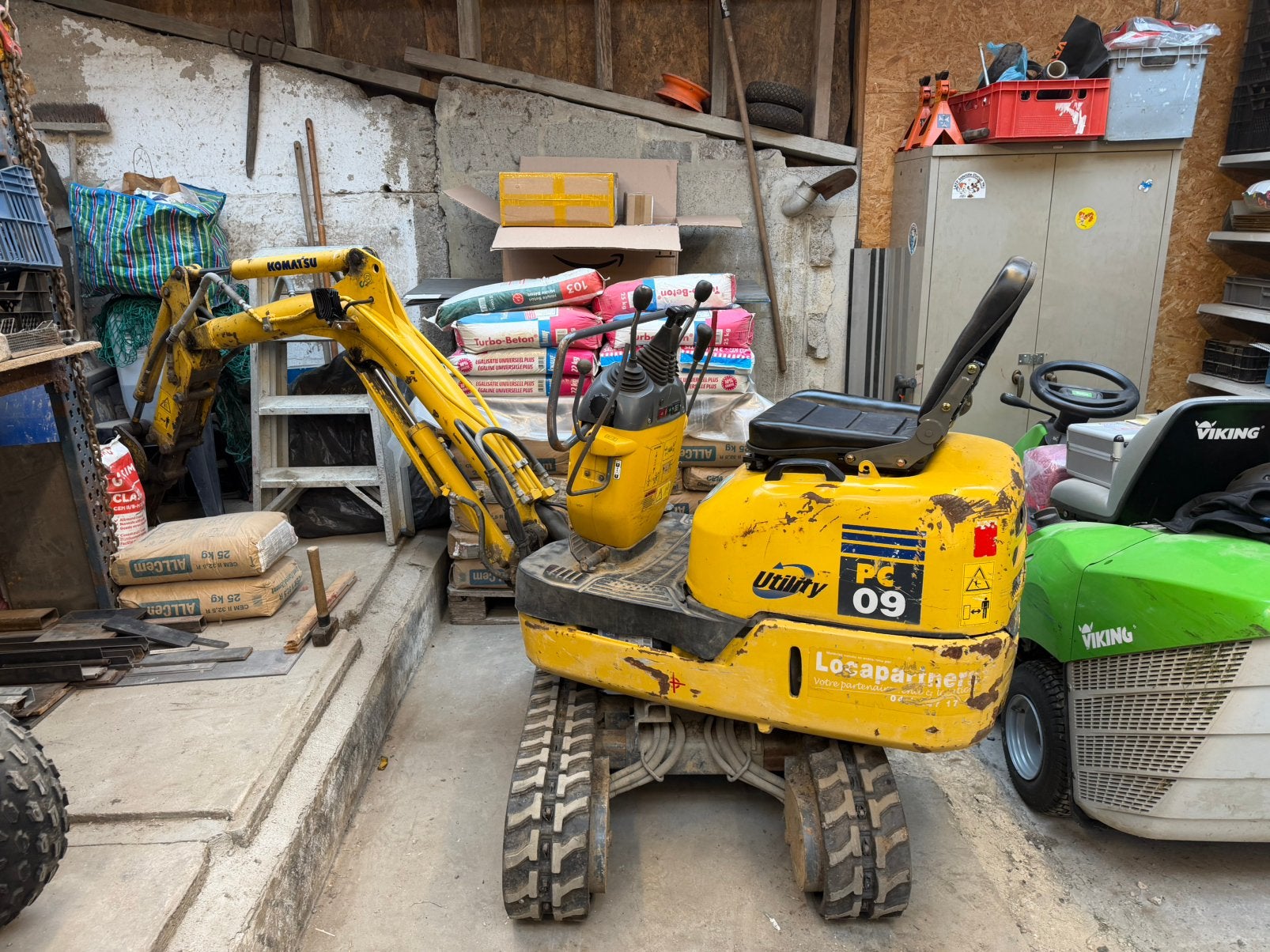 Mini pelle komatsu PC09, Enlèvement