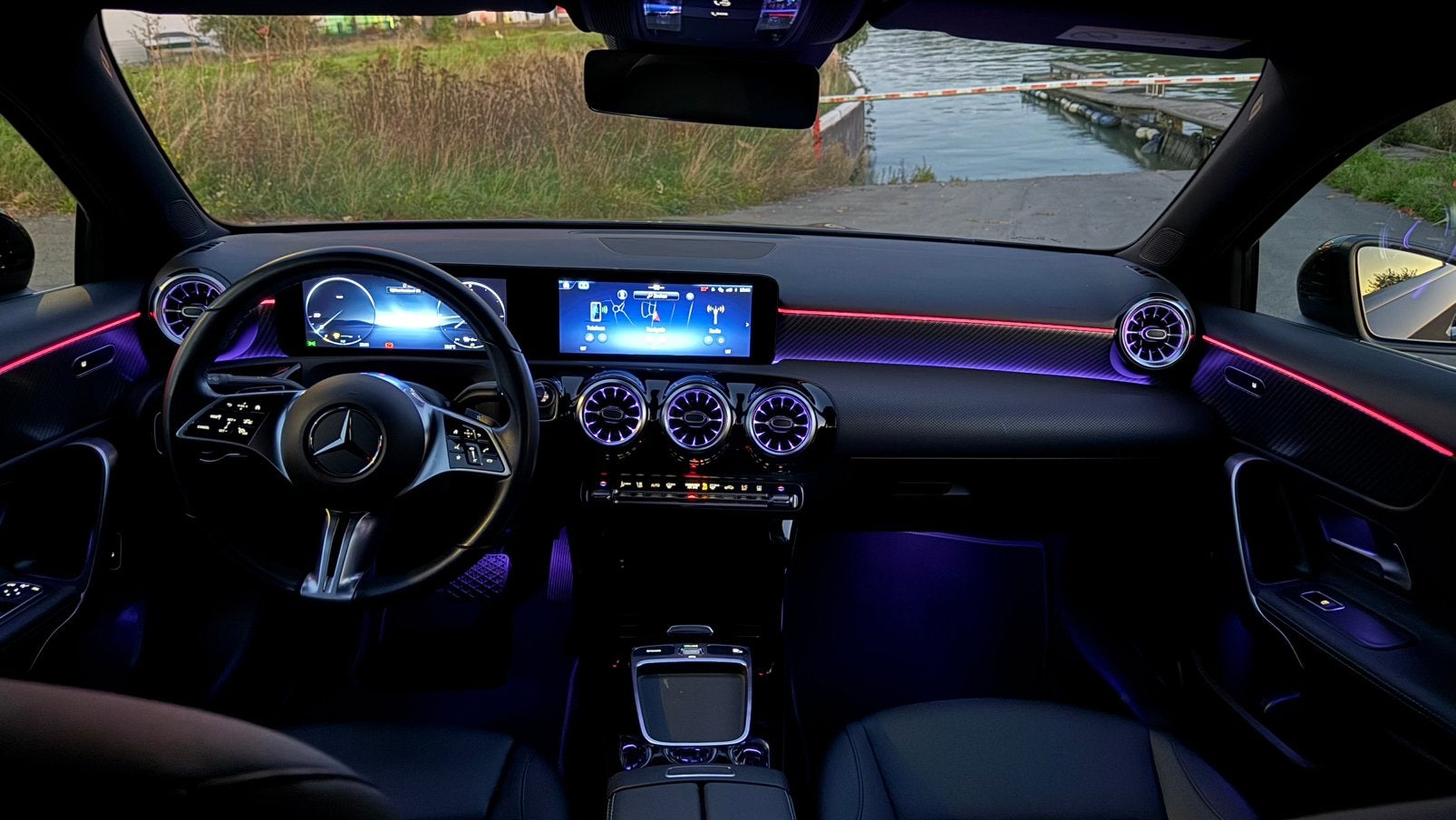 Mercedes a250e hybride 2023!, Auto's, Automaat, Euro 6, 5 deurs, Te koop