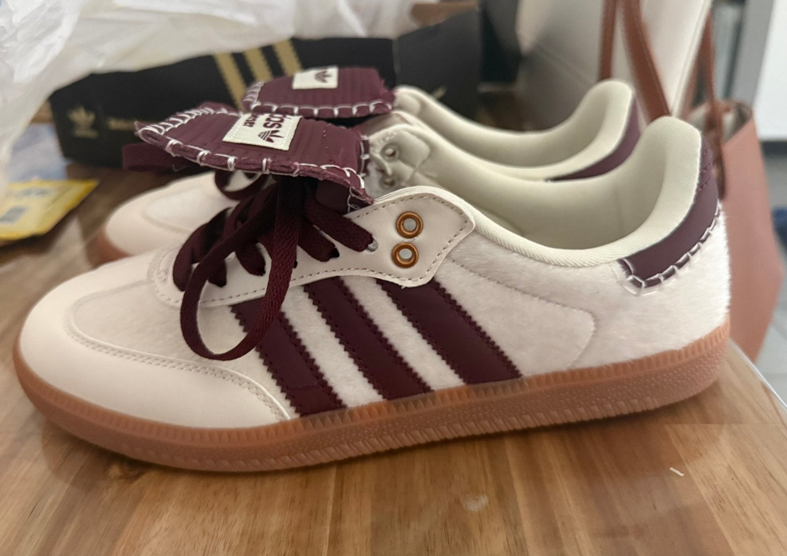 Wales Bonner Pony Tonal Samba, Kleding | Dames, Schoenen, Ophalen of Verzenden, Zo goed als nieuw
