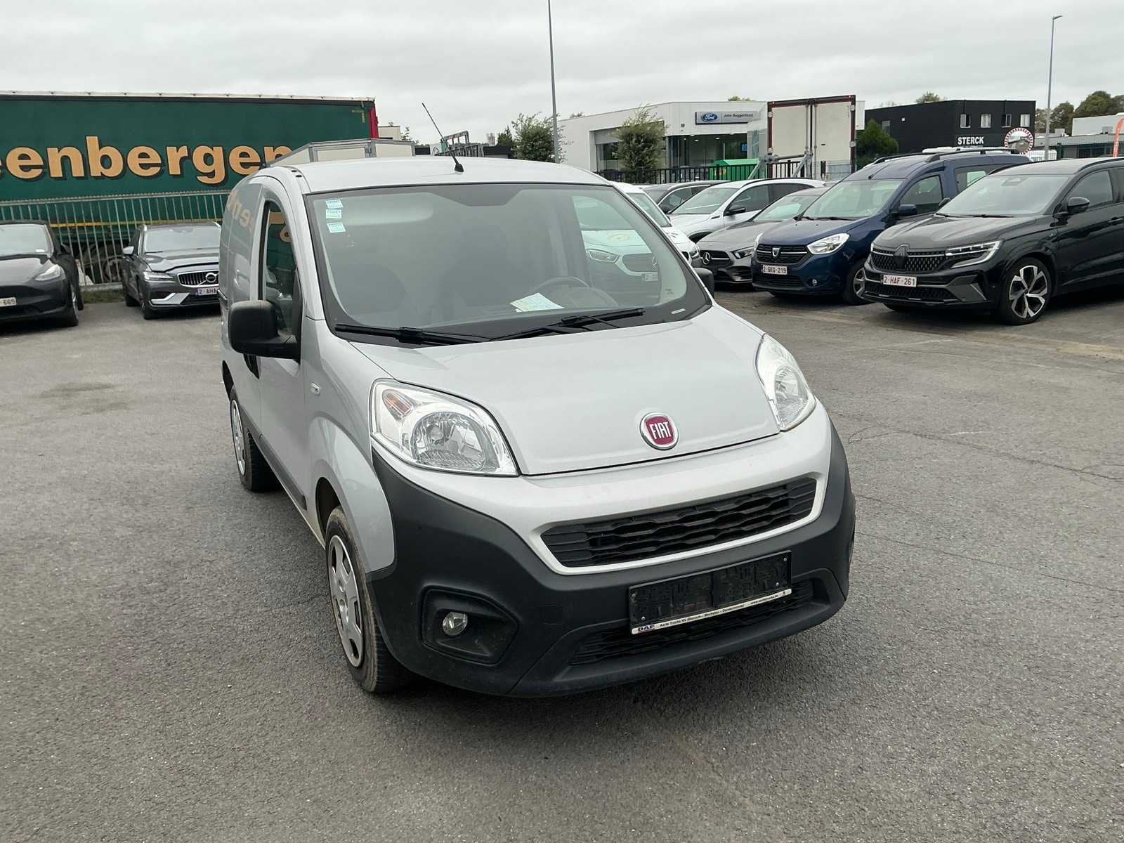 Fiat Fiorino Lichte vrachtwagen, Gebruikt, Euro 6, Bedrijf, Handgeschakeld