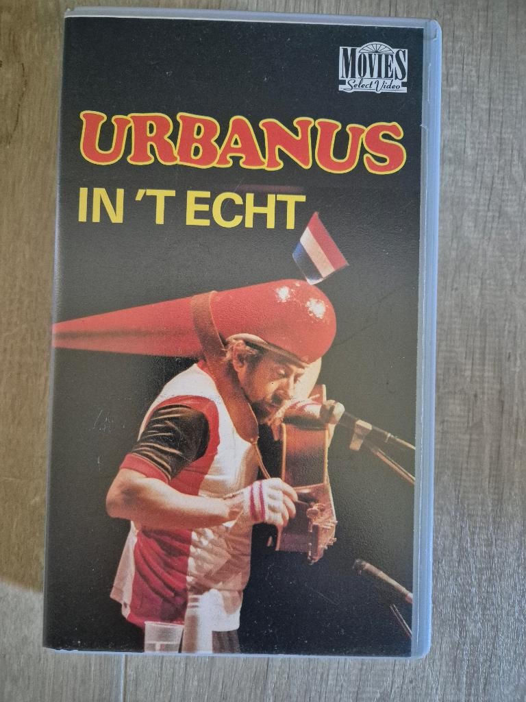 Cassette vidéo VHS « Urbanus en vrai », CD & DVD, VHS | Film, Enlèvement ou Envoi, Utilisé, Comédie