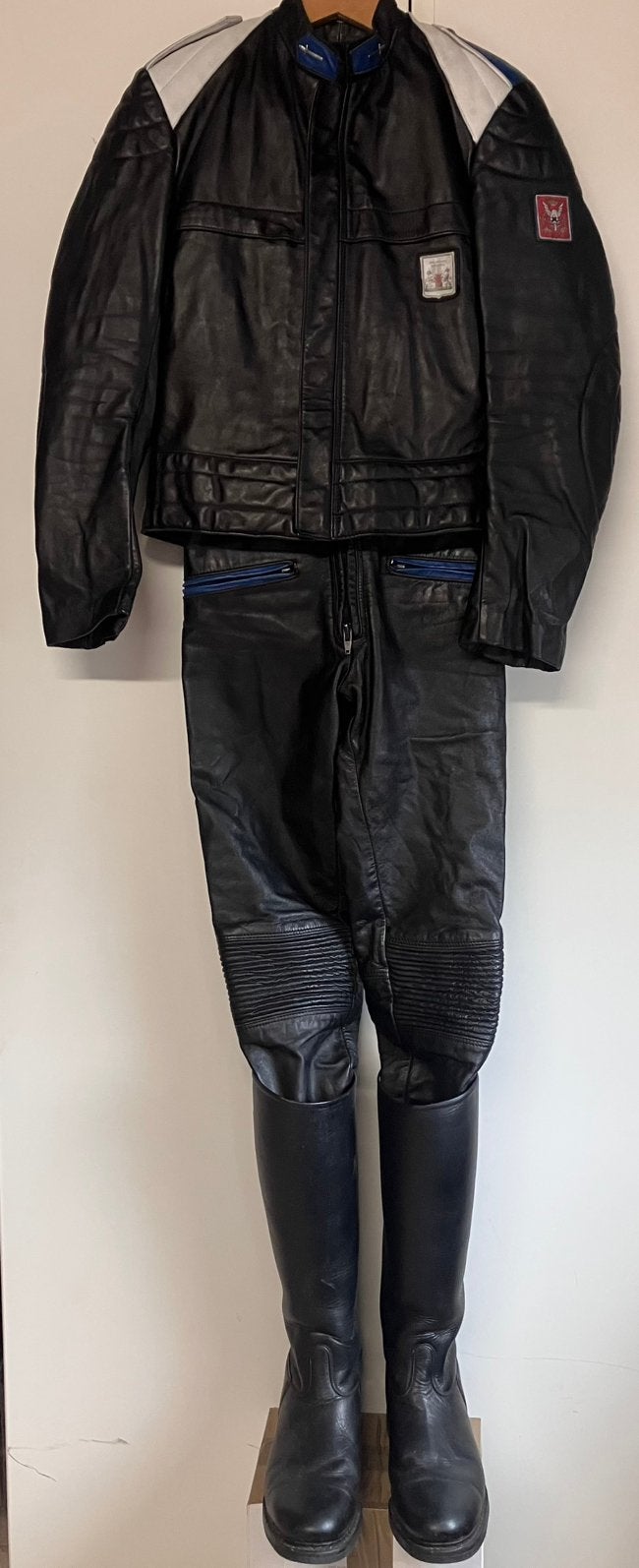 Politie uniform jas vest broek botten leder lederen motorpak, Enlèvement ou Envoi