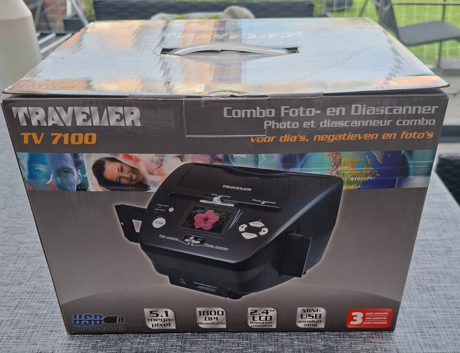 Foto- en diascanner Traveler TV 7100, Computers en Software, Scanners, Ophalen of Verzenden, Nieuw, Diascanner, Traveler