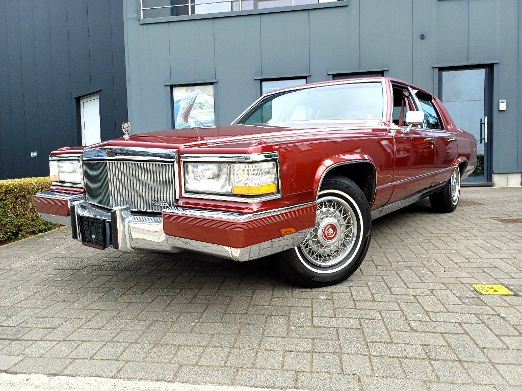 cadillac brougham**d'elegenace**5,0L v8**bj:1991**, Auto's, Cadillac, 8 cilinders, Berline, 127 kW, Automaat