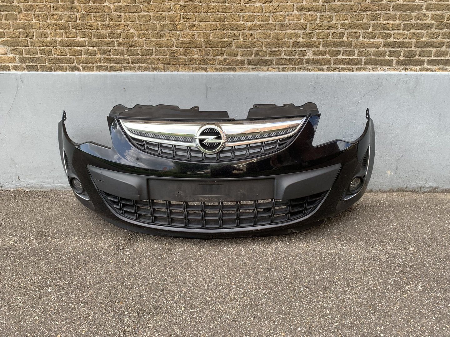 voorbumper opel corsa D 2011 tot 2014 zwart + mistlampen, Autos : Pièces & Accessoires, -, Opel, Utilisé, -