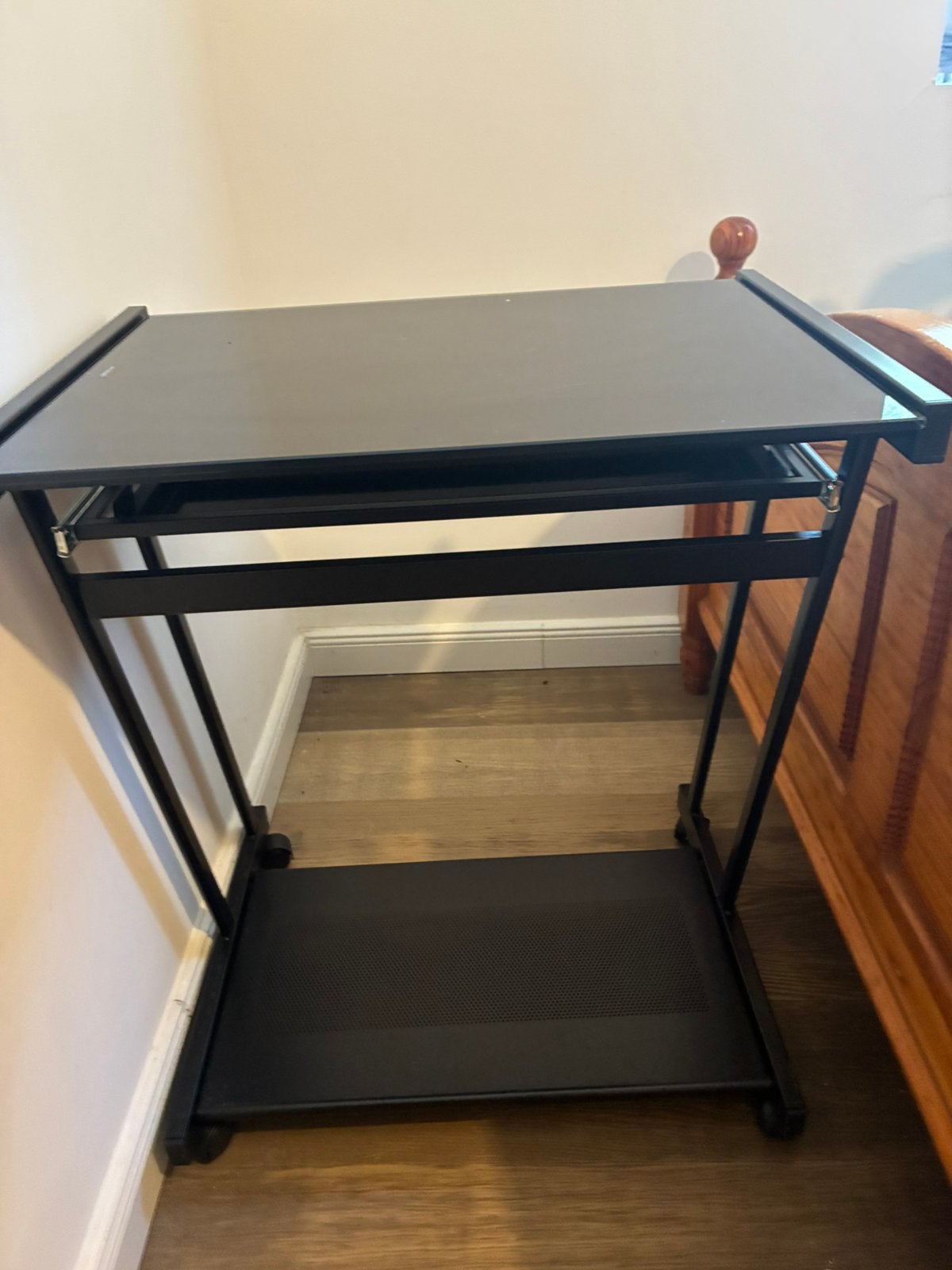 Petite table de jeu noire, Enlèvement ou Envoi, 50 à 100 cm, Métal, 50 à 75 cm