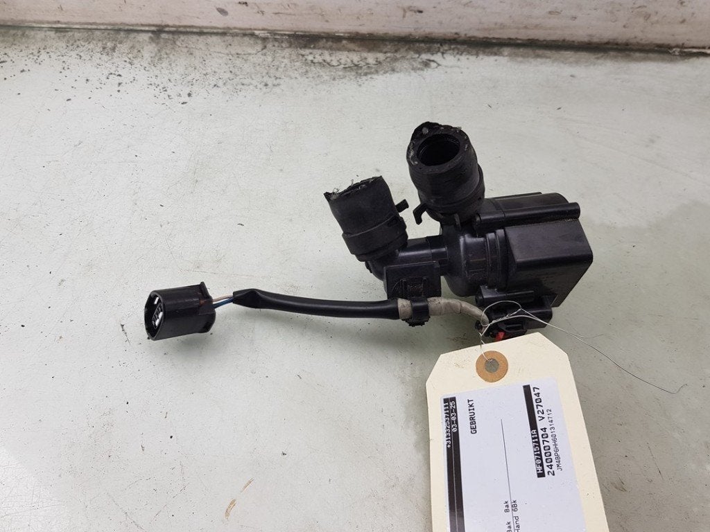 EXTRA WATERPOMP 3 Sport (BP) (|HF0715711A|HF0715710A|), Dhr. J. Ham, Gebruikt, Administratie@autoham.nl, Mazda
