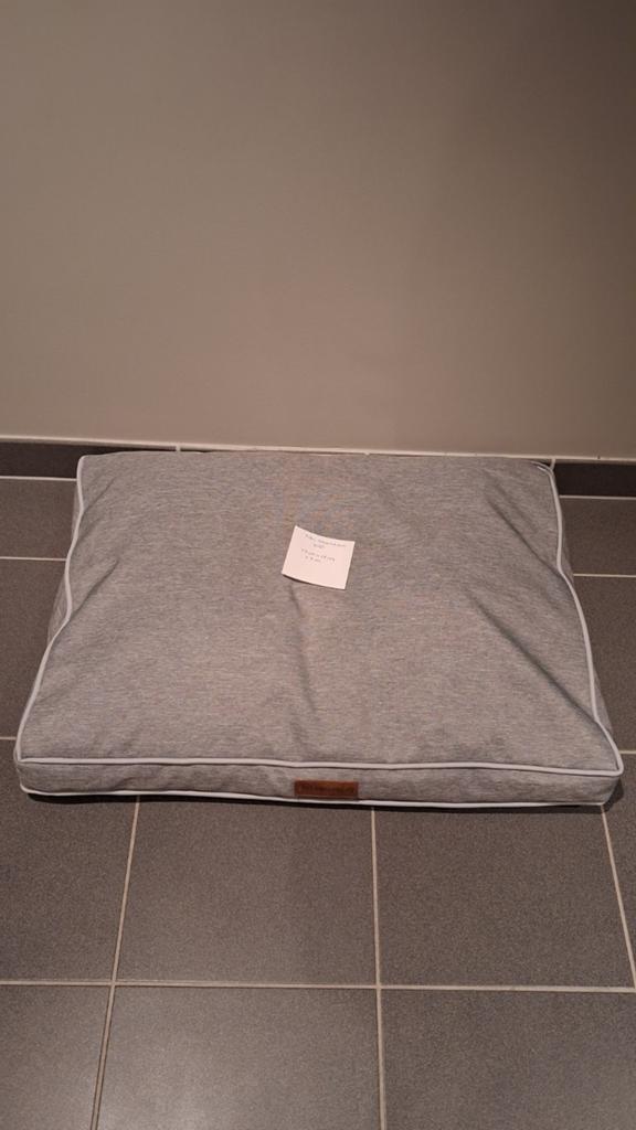 Coussin pour chien Pets Dreamteam, Animaux & Accessoires, Paniers pour chiens, Neuf, Polyester, Enlèvement ou Envoi