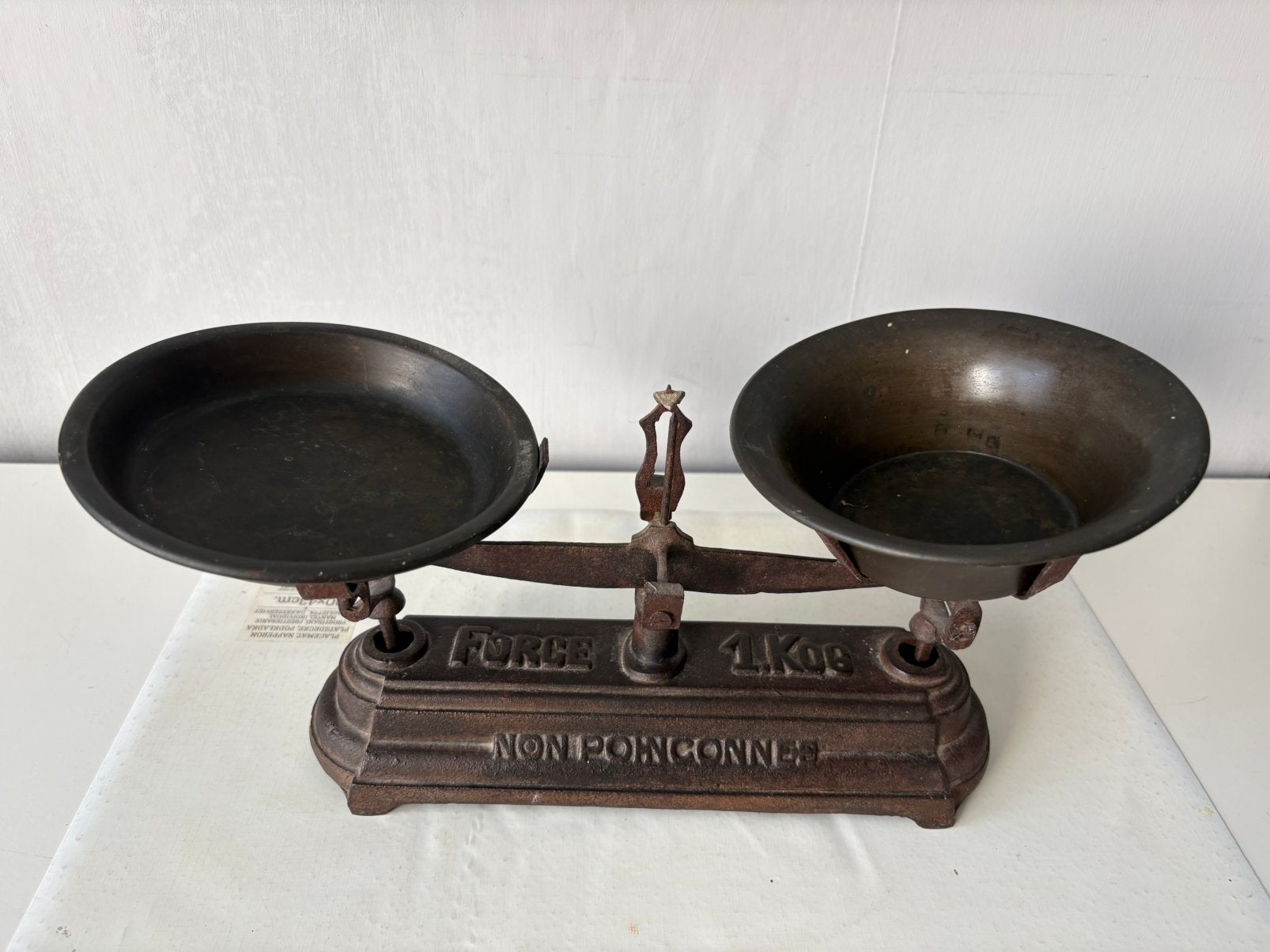 Oude weegschaal (34/14 cm), Antiek en Kunst, Ophalen of Verzenden