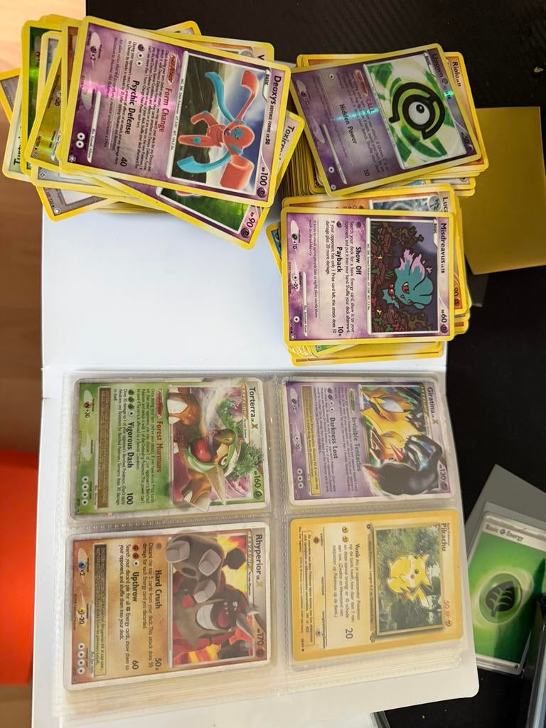 Pokémon kaarten collectie – oude & zeldzame kaarten + map, Ophalen of Verzenden, Zo goed als nieuw