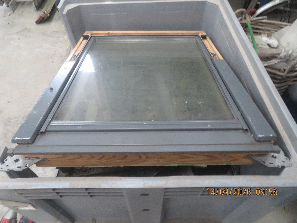 Velux dakvenster 78 x 98 cm gebruikt = 50-Euro, Ophalen, Overige materialen, Gebruikt, Overige typen