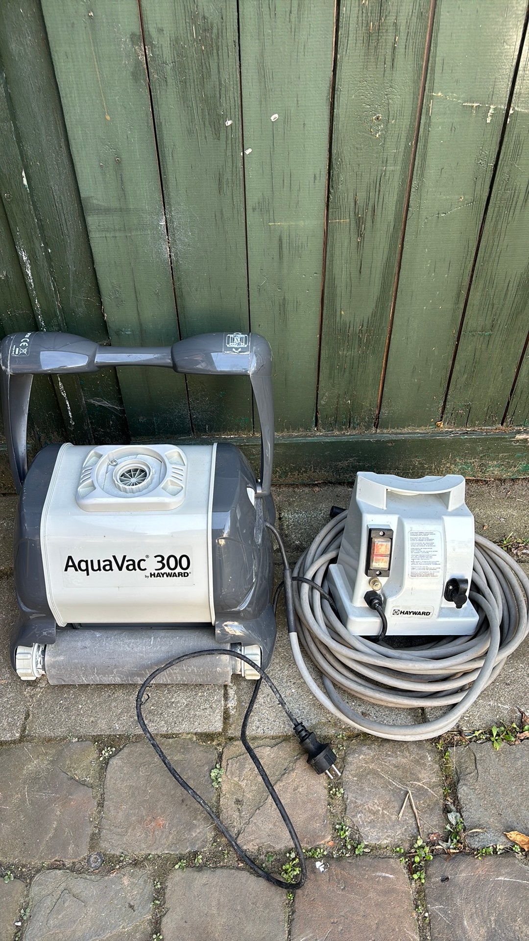 Robot piscine Aquavac 300, Jardin & Terrasse, Enlèvement, Utilisé