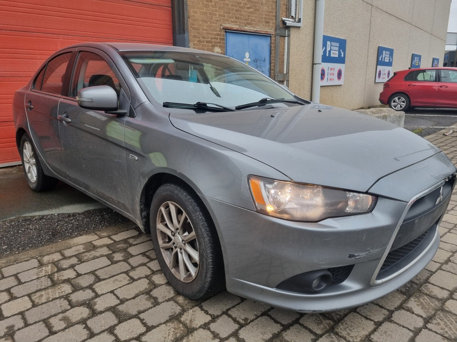 MITSUBISHI LANCER 1.6i 2015 AIRCO 189515KM PRIJS 3000 EURO, Euro 5, Bedrijf, 5 deurs, Zilver of Grijs