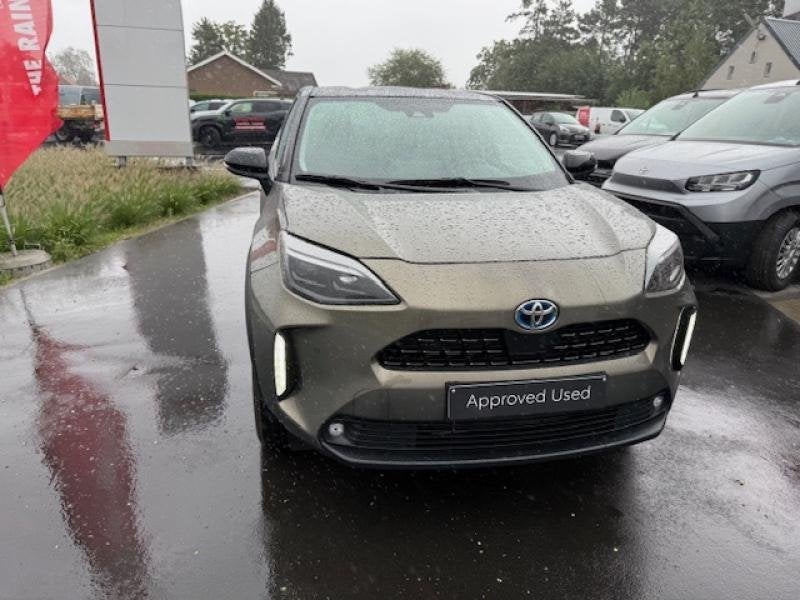 Toyota Yaris Cross Elegant Bi-Tone Yaris Cross Elegant 1.5 H, Autos, Toyota, Cruise Control, Achat, Euro 6, 5 portes