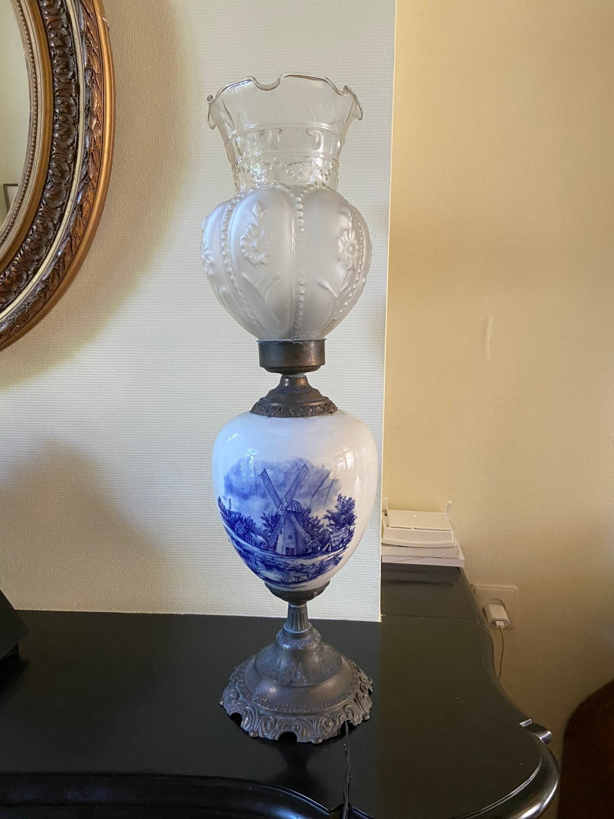 Klassieke Vlaamse lamp, Ophalen