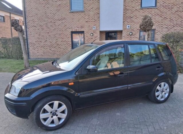 Ford fusion 13 benzine 180.000km pret imarticule, Particulier, Te koop