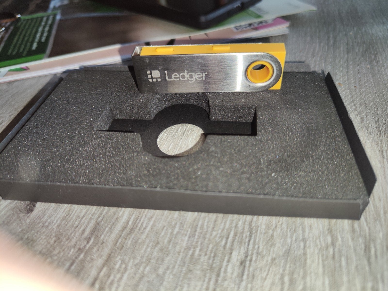 Ledger Nano S, Ophalen of Verzenden, Zo goed als nieuw, LEDGER, 1 GB of minder