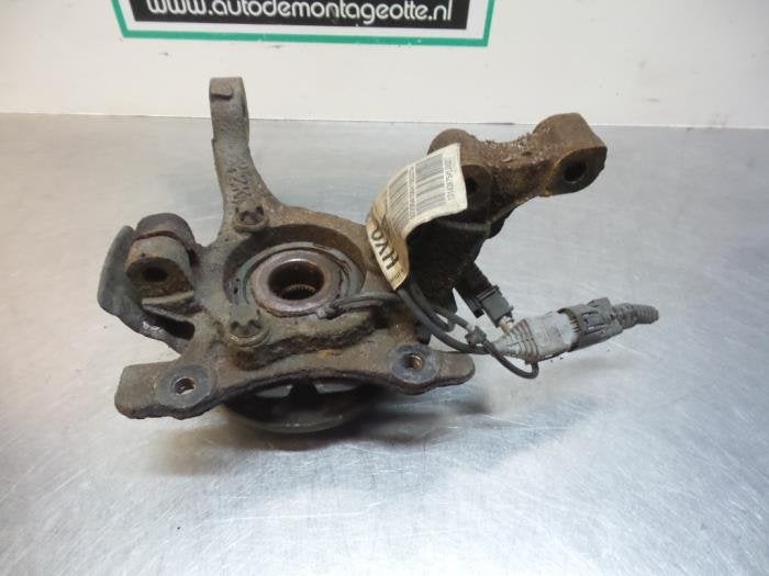 Joint avant gauche d'un Opel Astra (Astra H 04-), -, Opel, 3 mois de garantie, Utilisé